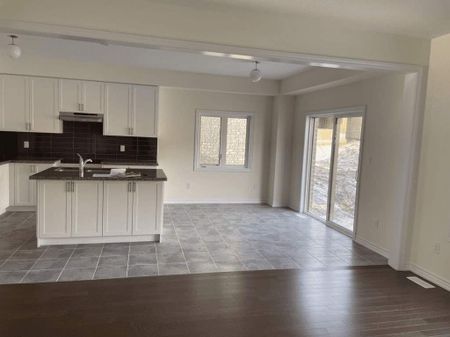 For Lease - 1346 Stevens Road, Innisfil, Ontario - Photo 4