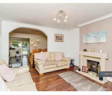 3 bedroom terraced house to rent - Photo 1