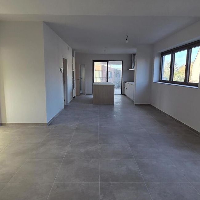 Appartement te huur in Nazareth voor € 1.150 met 2 slaapkamers - Photo 1