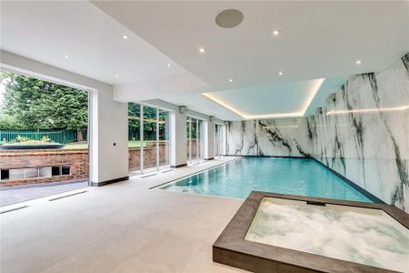 8 bedroom detached house to rent - Photo 3