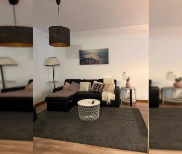 Room in a shared apartment for rent in Porto, only for females and ... - Photo 4