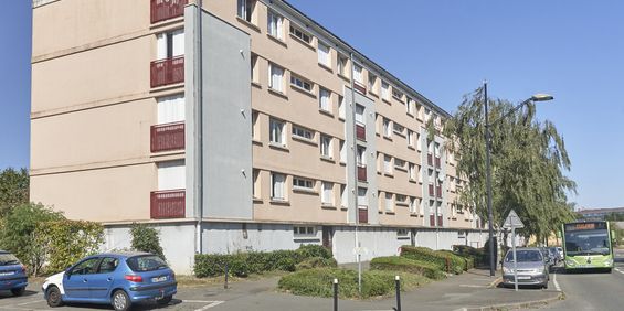 Appartement SABLE SUR SARTHE T4 - Photo 3