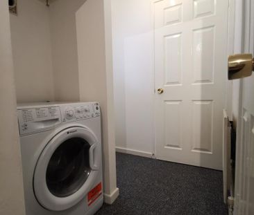 1 bedroom in a house share to rent - Photo 6