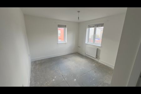 3 Bed Flat, Bank Street, M11 - Photo 4