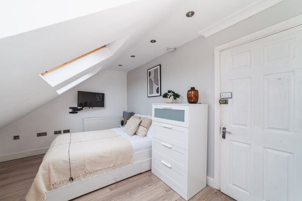 Lexden Road - Photo 1