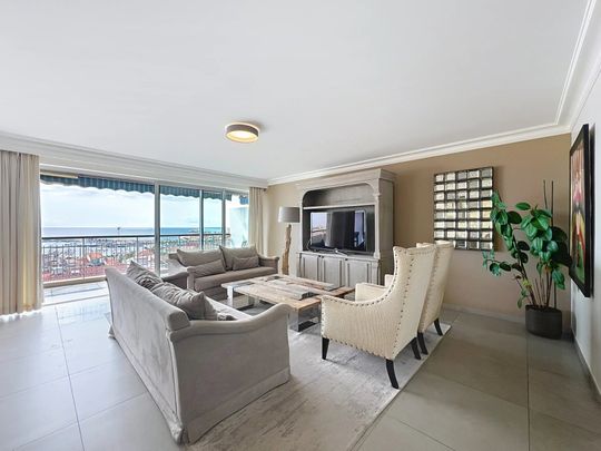 Cannes Centre - Spacieux appartement 3 pièces vue mer à louer à l'année - Photo 1