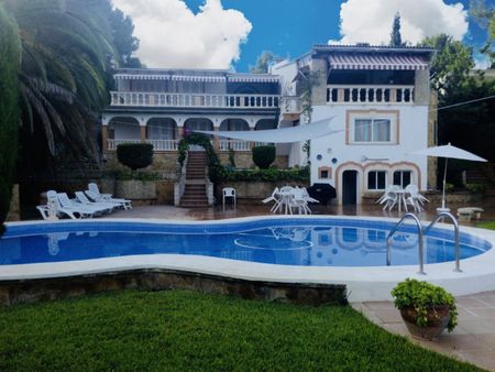 Spacious villa for SALE and LONG TERM LET located in Santa Ponsa - Photo 5