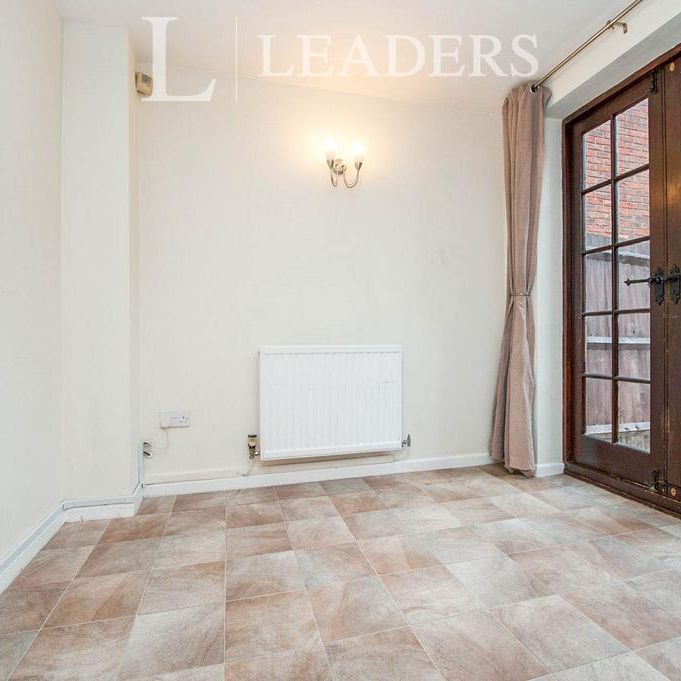 2 bedroom house to rent - Photo 1