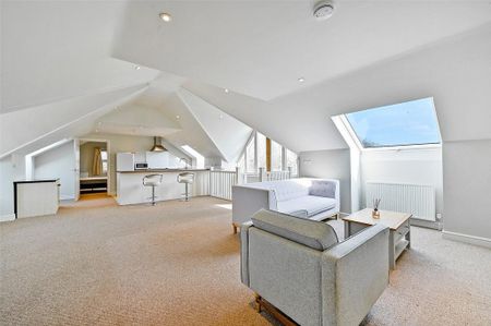 7 bedroom detached house to rent - Photo 4
