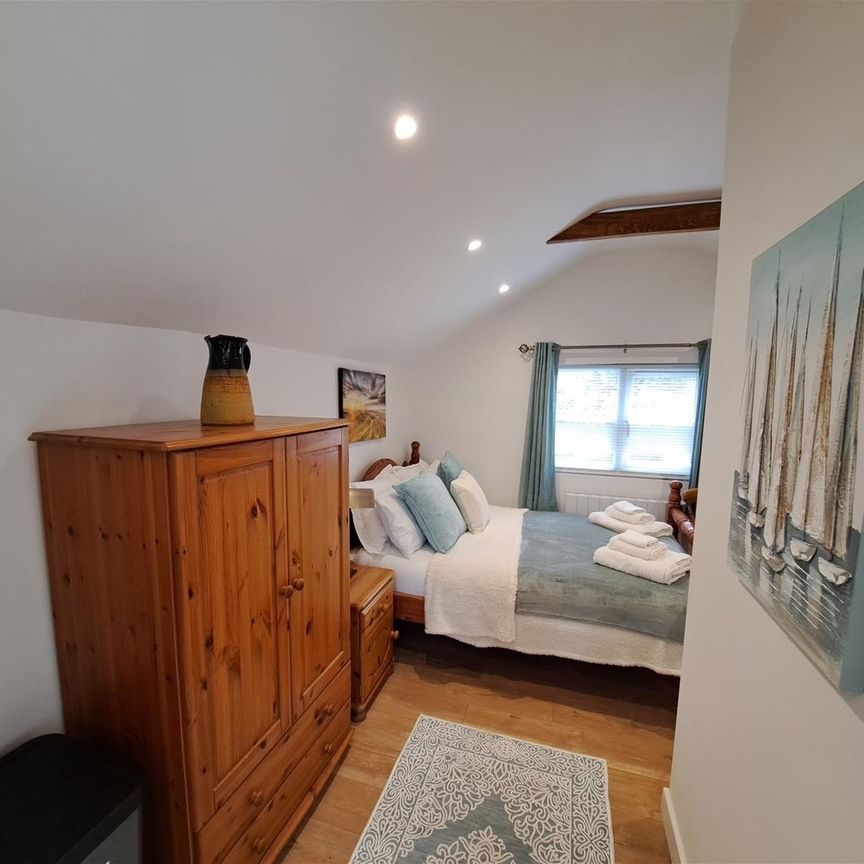 Rose Green, Dinnington, Hinton St. George - Photo 1