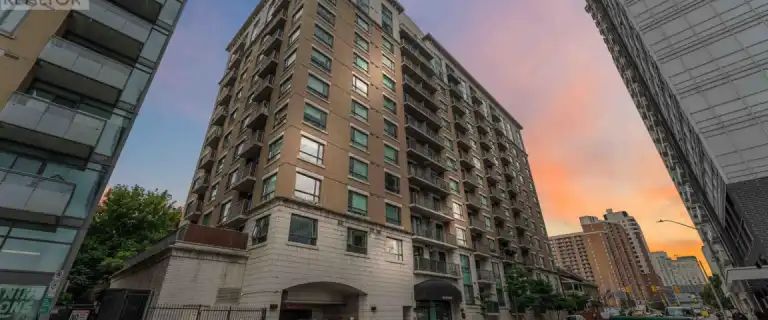 204 - 200 BESSERER STREET | 204 - 200 BESSERER STREET, Ottawa - Photo 1