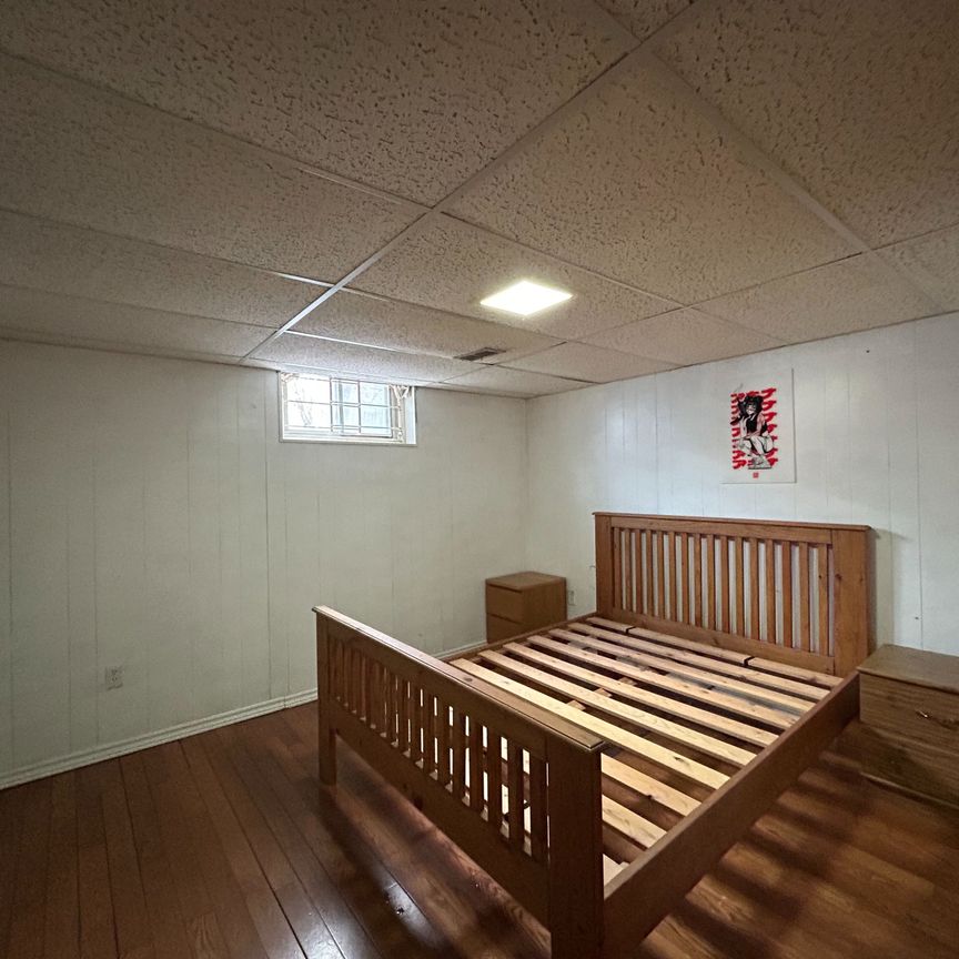 For Lease - 8 Highwood Ave Avenue Unit# Basement, Toronto, Ontario - Photo 1