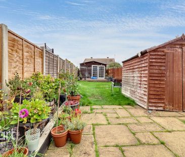 3 bedroom terraced house to rent - Photo 4