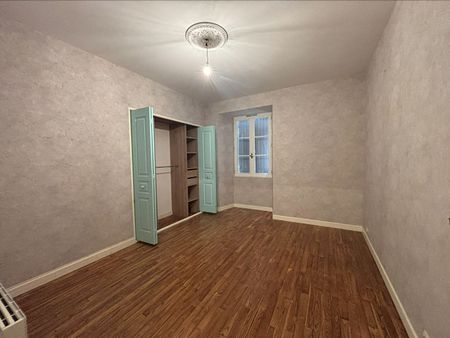 Location Maison 4 pièces 107m² - Photo 3