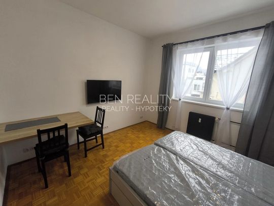 Pronájem byt 1+kk Zlín Na Požáře - Fotografie 1