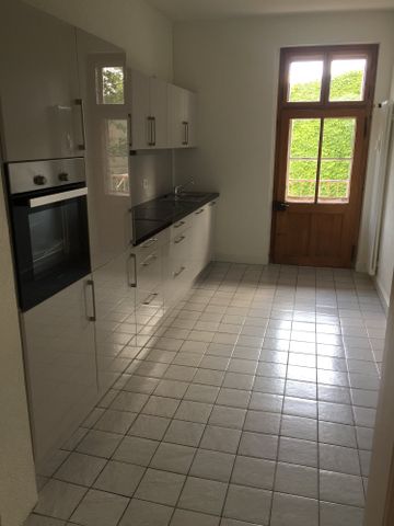 Gemütliche 3-Zimmer-Altbau-Wohnung im urbanen Kleinbasel - Photo 2