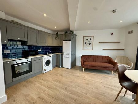 Apartment to rent in Cork, Centre - Photo 4