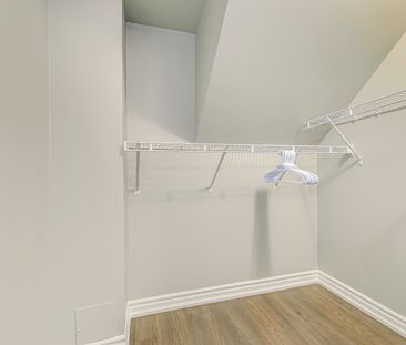 For Lease - 3002 Preserve Drive Unit# 18, Oakville, Ontario - Photo 6