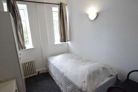 Lansdowne House, Christchurch Road, Bournemouth, BH1 - Photo 4