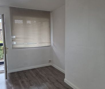 1 Bed Flat, Essex Mansions, E11 - Photo 2