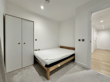 Grant Road, London - Photo 5