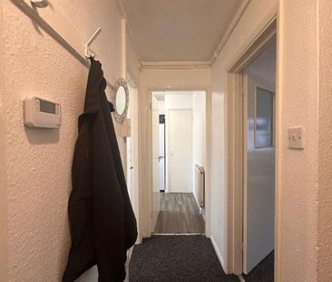 Sultan Road London, E11 - Photo 1