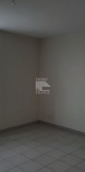 Location Appartement 2 pièces 57m² - Photo 1