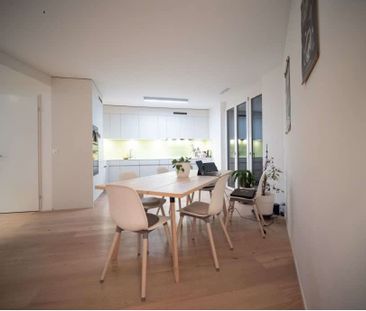 2.5 Zimmer, 102 m², 4. Stock - Photo 2