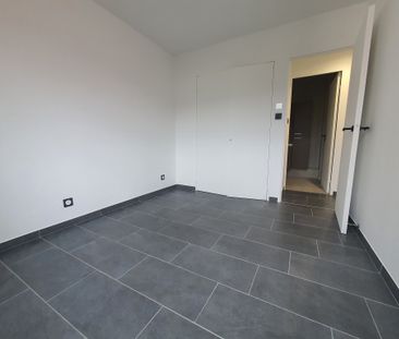 Location Appartement 4 pièces 84m² AUBAGNE 13400 - Photo 6