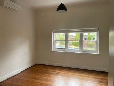 Compact freestanding 2 bedroom home - Photo 3