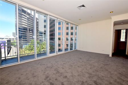 47/28 Southgate Avenue - Photo 2