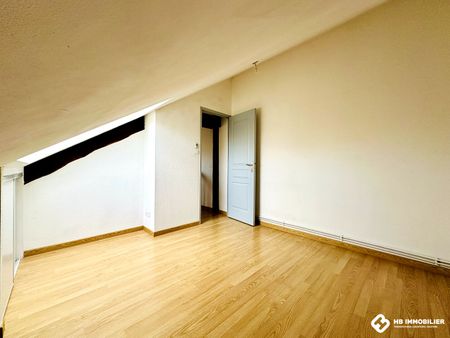 Location Appartement 4 pièces 74m² ROANNE 42300 - Photo 2