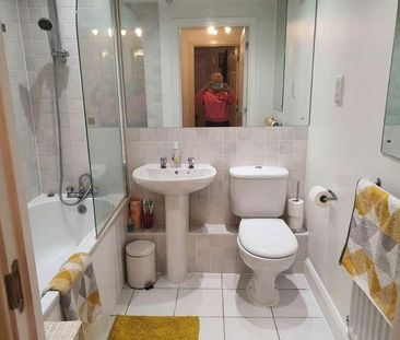 Wenham Place, Hatfield, AL10 - Photo 5