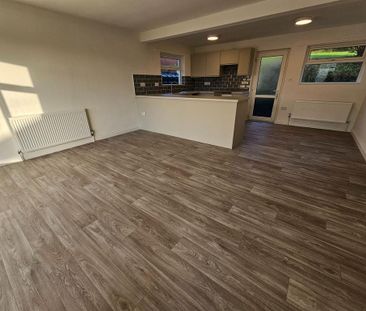 3 bedroom bungalow to rent - Photo 6