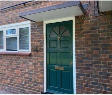 2 Bed Maisonette, Leeson House, TW1 - Photo 2