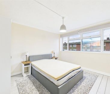 3 bedroom maisonette to rent - Photo 4