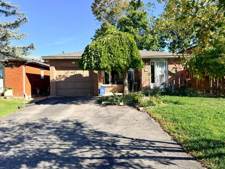 For Lease - 35 Buchanan Street, Barrie, Ontario - Photo 4