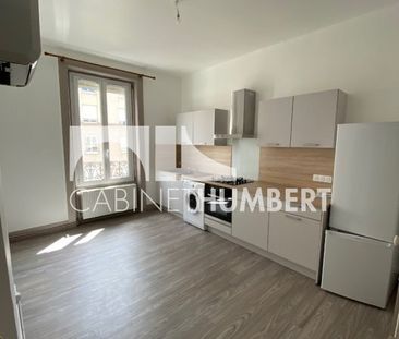 Location Appartement 1 pièce 39m² ST ETIENNE 42000 - Photo 3
