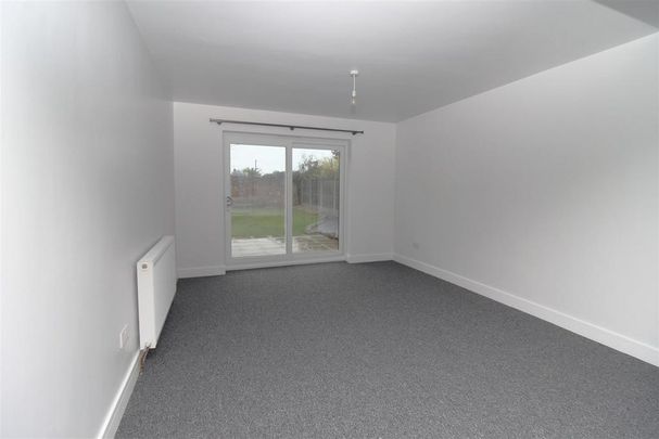 4 bedroom detached house to rent - Photo 1