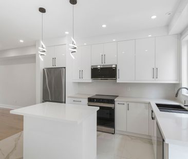 For Lease - 21 Galleria Parkway Unit# 21, Markham, Ontario - Photo 3