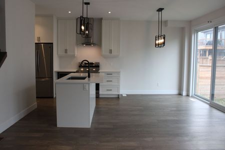 For Lease - 1820 Canvas Way Unit# 17, London North, Ontario - Photo 4