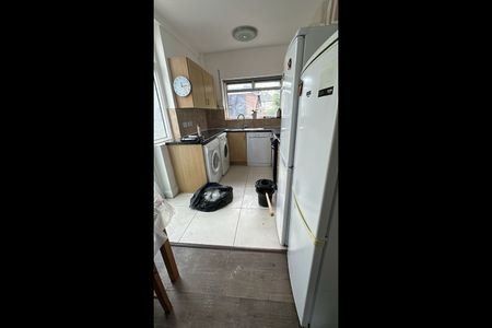 Room in a Shared House, Hendale Avenue, NW4 - Photo 3
