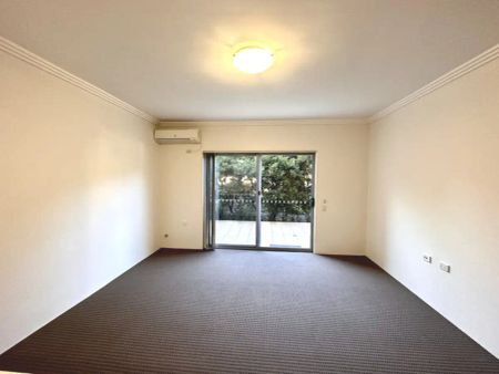 “Modern & Convenient Ground-Floor Living” - Photo 5