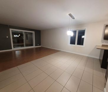 Grand 4 1/2 ***Libre immédiatement ou 1er avril 2026 - Photo 3