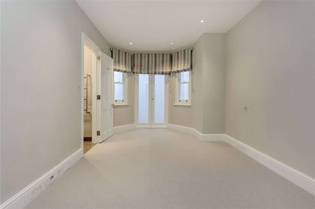 A beautiful five bedroom house on Balliol Road - Photo 5