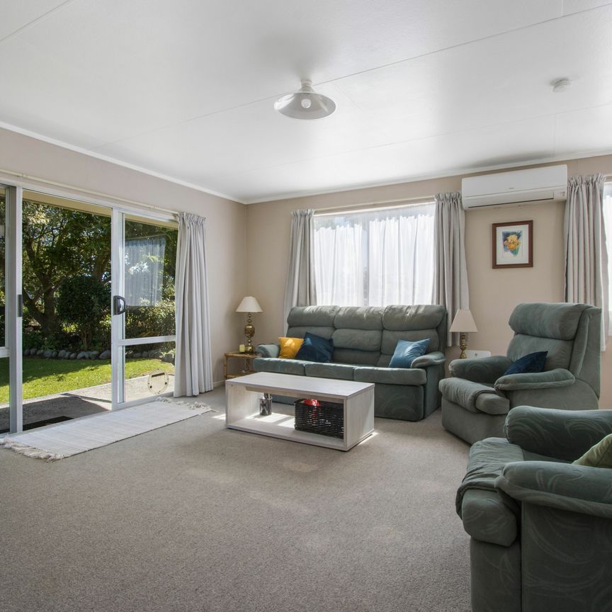 Gardeners Delight - Photo 1