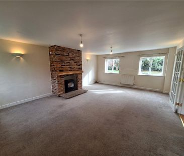 4 bedroom barn conversion to rent - Photo 1