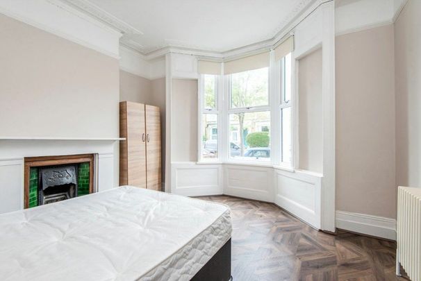 Dunlace Road, Clapton, E5 - Photo 1