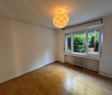 A LOUER : T3 à LILLE • • 1 175 € - Photo 4