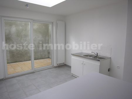 Location Maison 3 pièces 75m² TOURCOING 59200 - Photo 2
